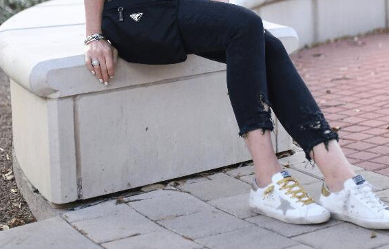 the leather windbreaker Golden Goose Sneakers Rebajas can be found in the Epi